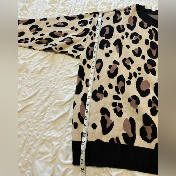 ๐๐คEVRI Leopard Sweater 3X NWT - Picture 8 of 11